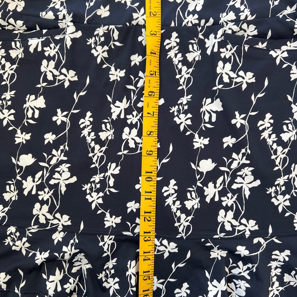 Tail Navy and White Floral Golf Skort - Picture 3 of 5
